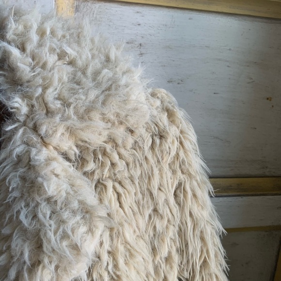 BP Tan Teddy Bear Open Furry Coat size S - Picture 6 of 10